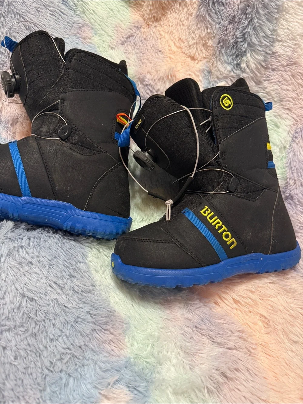 Burton Kids Black and Blue Snow Boots with Yellow Logo